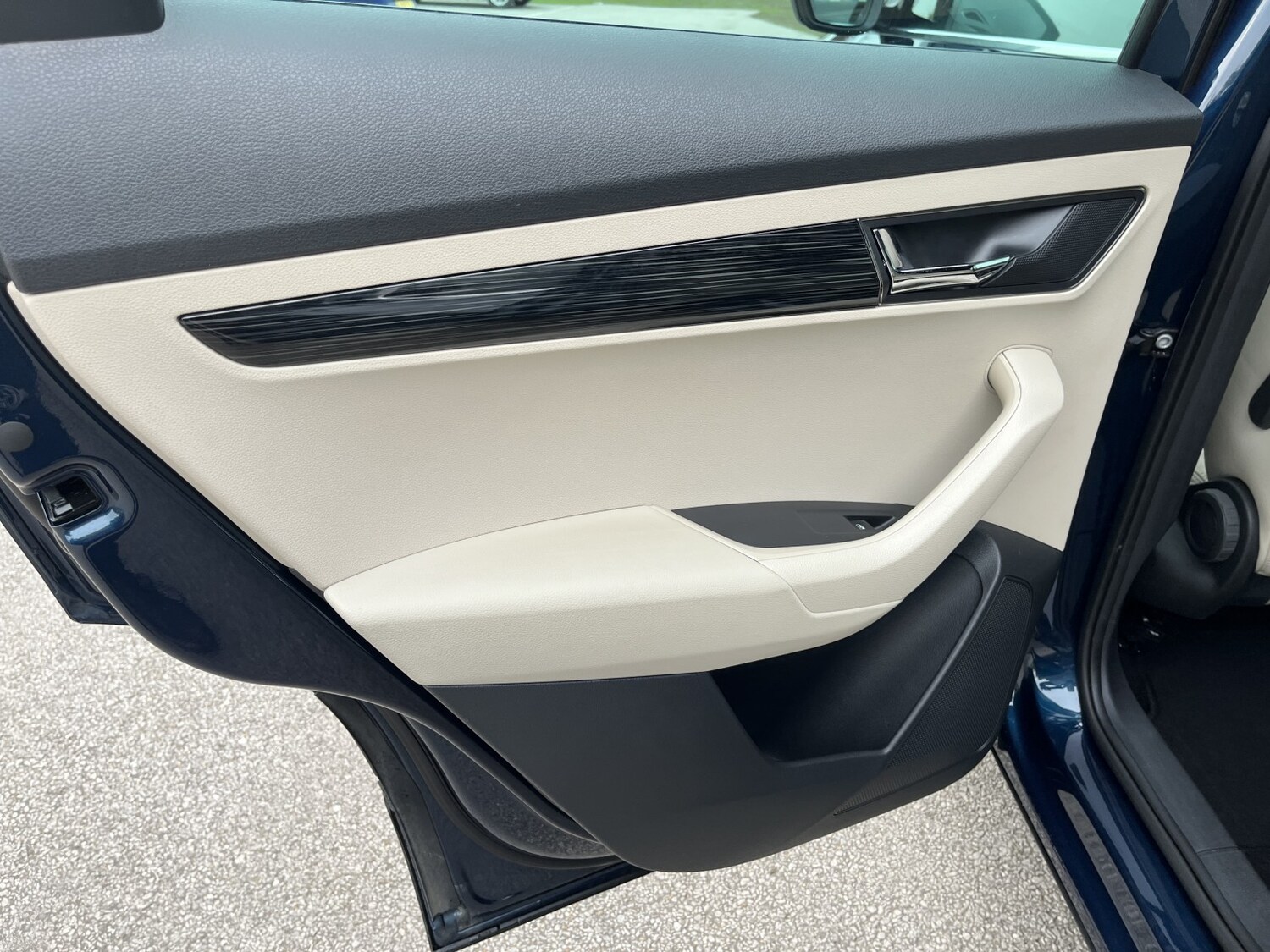 Used Skoda Karoq 2021 for sale - 76387357: Photo 41