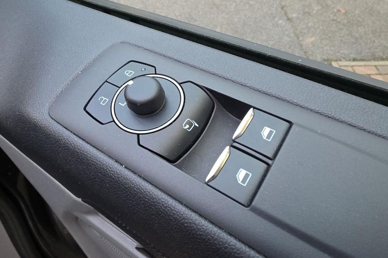 Used Ford Transit Custom 2025 for sale - 76568562: Photo 16