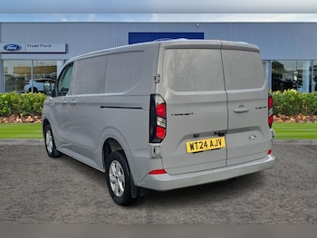 Used Ford Transit Custom 2024 for sale - 77848732: Photo