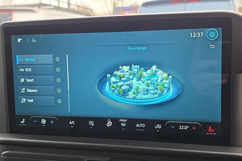 Used Ford Transit Custom 2025 for sale - 77198860: Photo 41