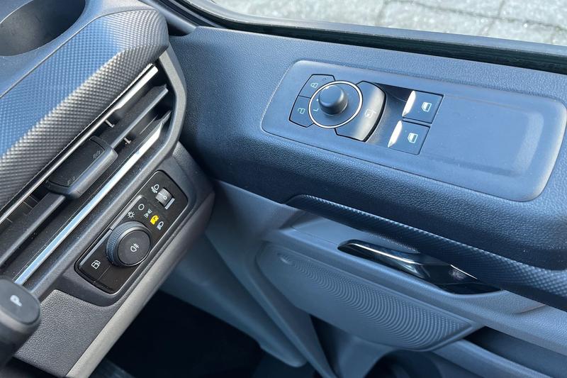 Used Ford Transit Custom 2025 for sale - 76908710: Photo 28