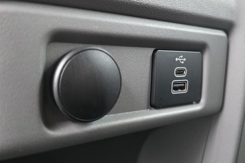 Used Ford Tourneo Custom 2024 for sale - 77427153: Photo 25