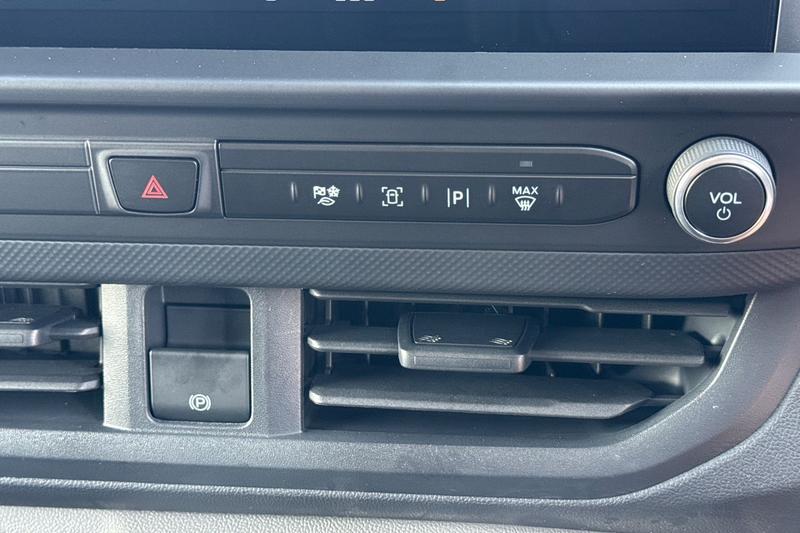 Used Ford Transit Custom 2024 for sale - 76142575: Photo 39