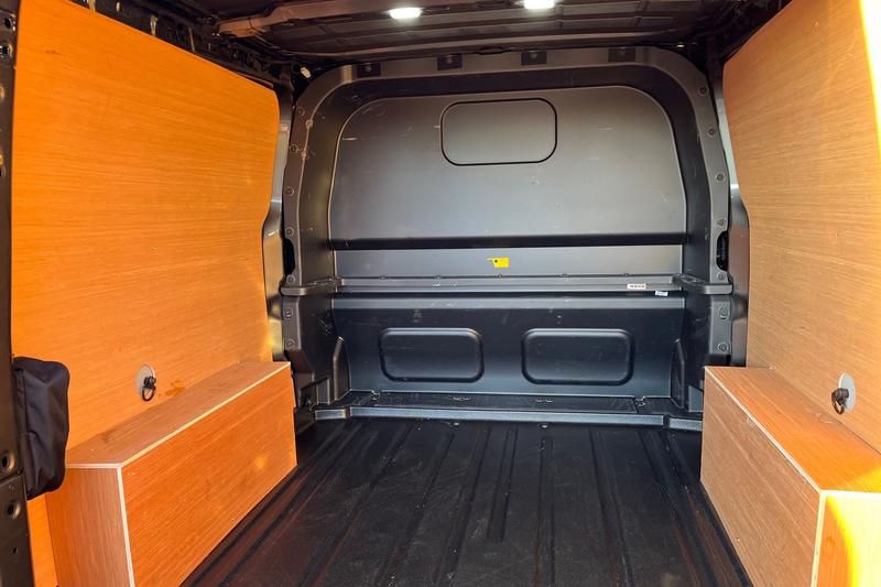 Used Ford Transit Custom 2025 for sale - 76908711: Photo 4