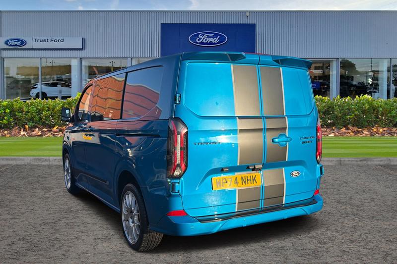 Used Ford Transit Custom 2024 for sale - 76738962: Photo 2