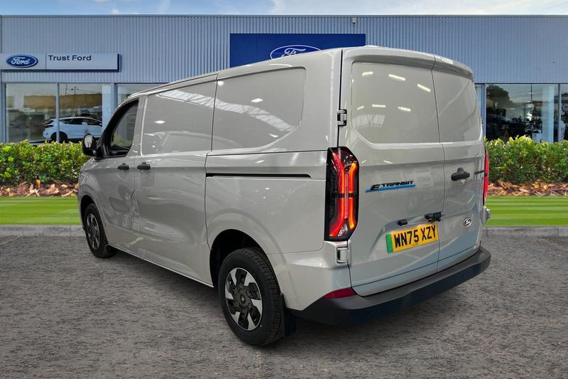 Used Ford Transit Custom 2025 for sale - 77339894: Photo 2