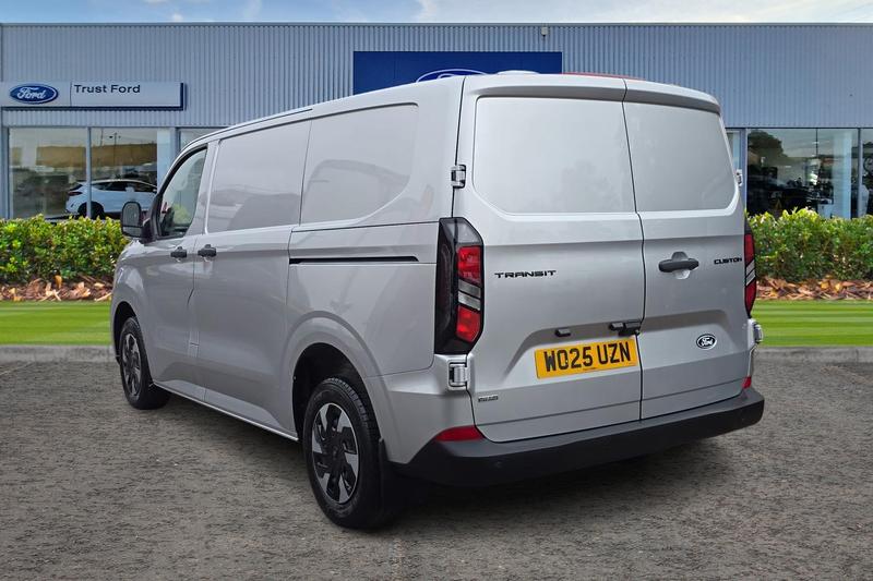 Used Ford Transit Custom 2025 for sale - 76196513: Photo 2
