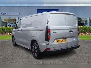 Used Ford Transit Custom 2025 for sale - 76196513: Photo 2