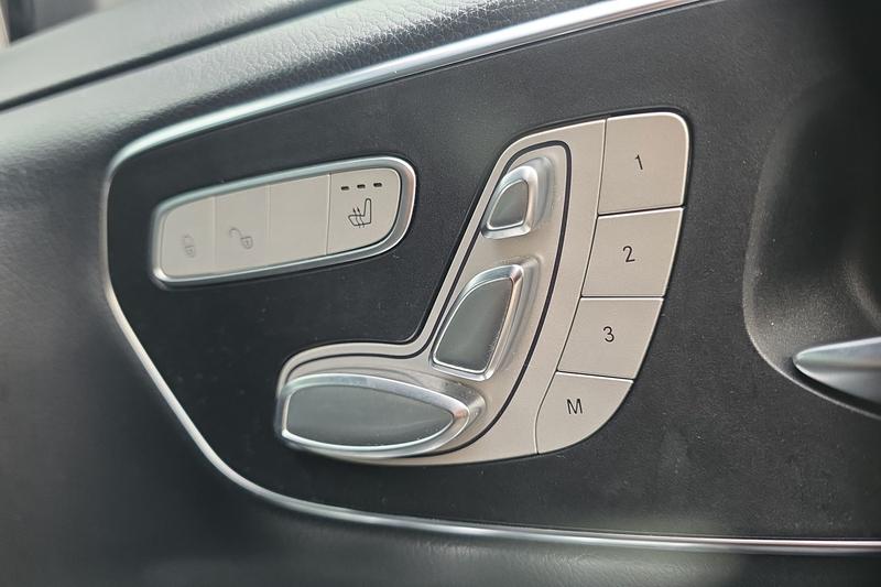 Used Mercedes-Benz V-Class 2019 for sale - 77804540: Photo 17