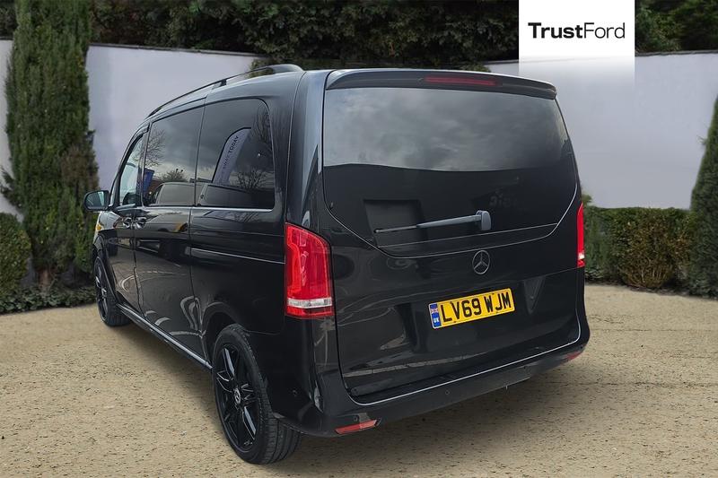 Used Mercedes-Benz V-Class 2019 for sale - 77804540: Photo 2