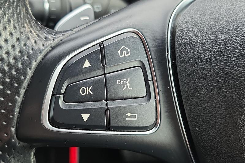 Used Mercedes-Benz V-Class 2019 for sale - 77804540: Photo 31