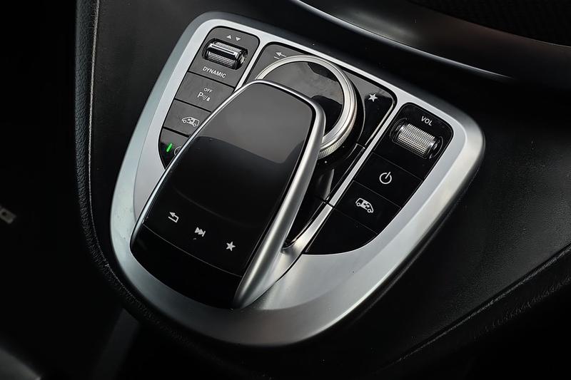 Used Mercedes-Benz V-Class 2019 for sale - 77804540: Photo 33