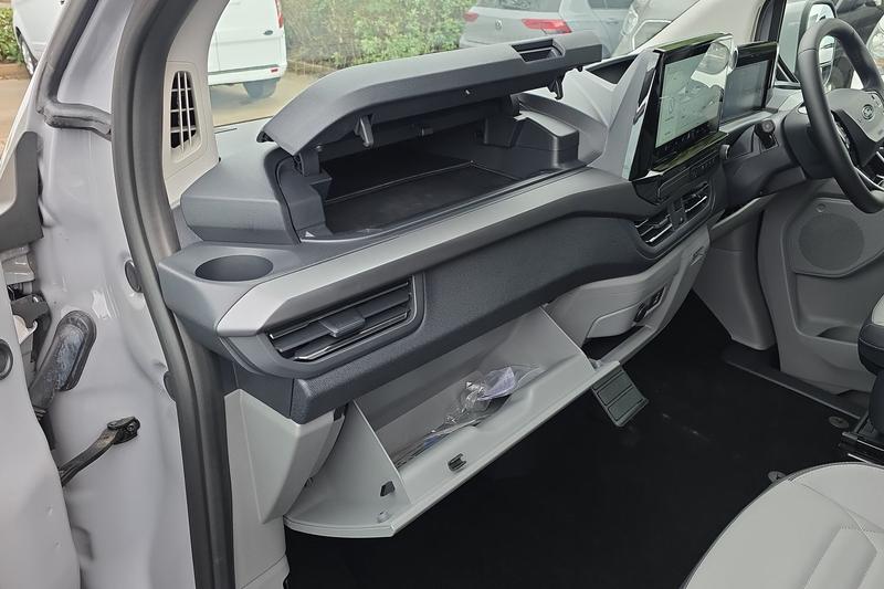 Used Ford Tourneo Custom 2025 for sale - 78087773: Photo 23