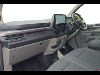 Used Ford Tourneo Custom 2025 for sale - 75044121: Photo