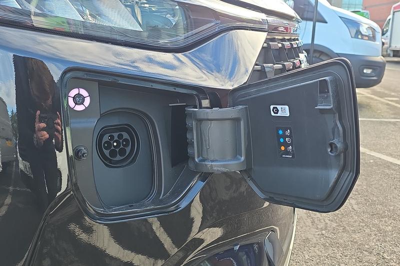 Used Ford Tourneo Custom 2025 for sale - 76738946: Photo 16