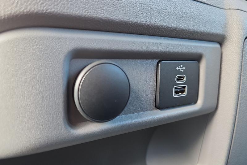 Used Ford Tourneo Custom 2025 for sale - 76738946: Photo 28