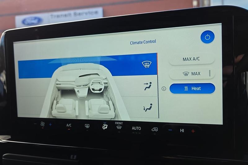 Used Ford Tourneo Custom 2025 for sale - 76738946: Photo 39