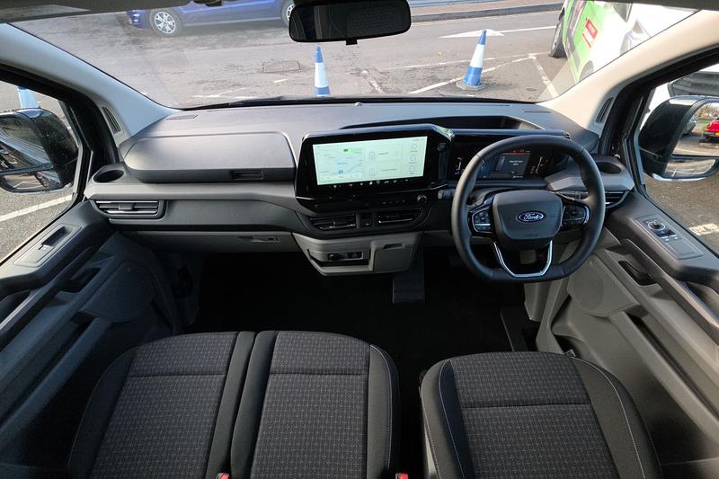 Used Ford Tourneo Custom 2025 for sale - 76738946: Photo 9