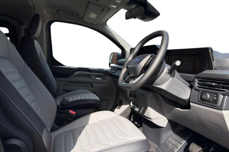 Used Ford Tourneo Custom 2025 for sale - 77088117: Photo 14
