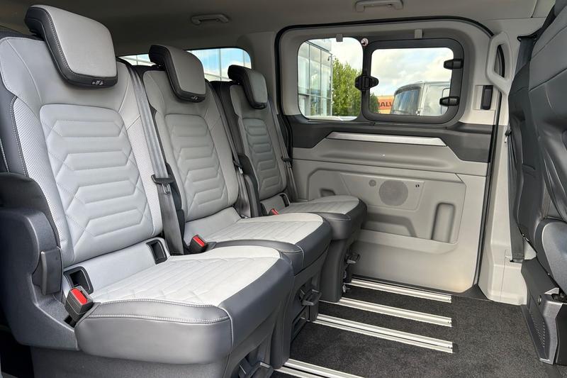 Used Ford Tourneo Custom 2025 for sale - 77088117: Photo 18