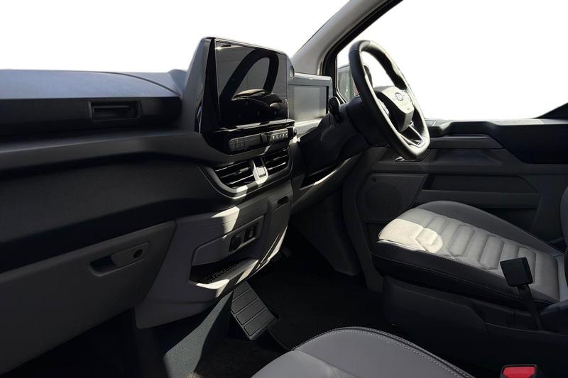 Used Ford Tourneo Custom 2025 for sale - 77088117: Photo 4