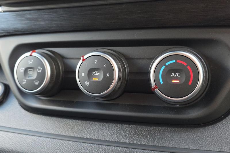 Used Renault Trafic 2023 for sale - 76344467: Photo 36