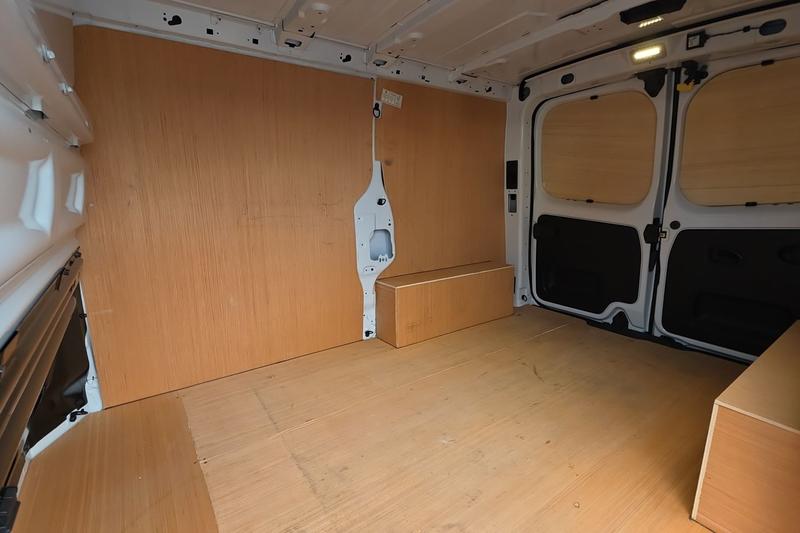 Used Renault Trafic 2023 for sale - 76344467: Photo 4