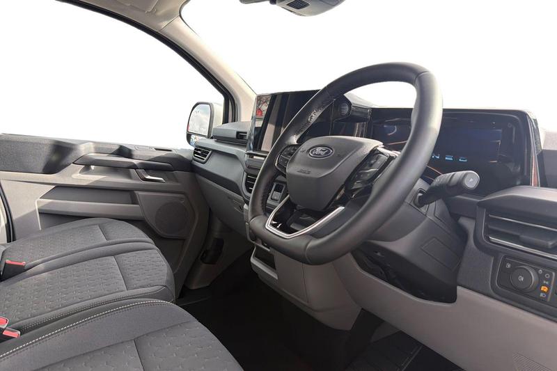 Used Ford Tourneo Custom 2025 for sale - 76557368: Photo 14