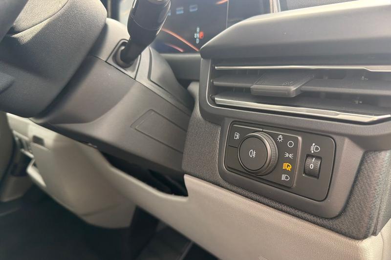 Used Ford Tourneo Custom 2025 for sale - 76557368: Photo 19