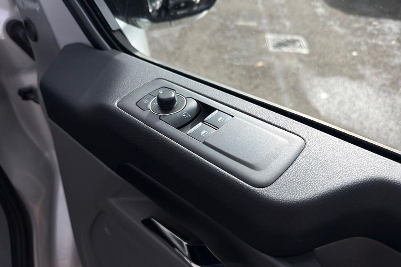 Used Ford Tourneo Custom 2025 for sale - 76557368: Photo 21