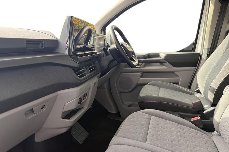 Used Ford Tourneo Custom 2025 for sale - 76557368: Photo 4
