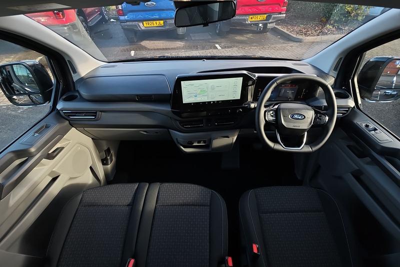 Used Ford Tourneo Custom 2025 for sale - 76738955: Photo 9