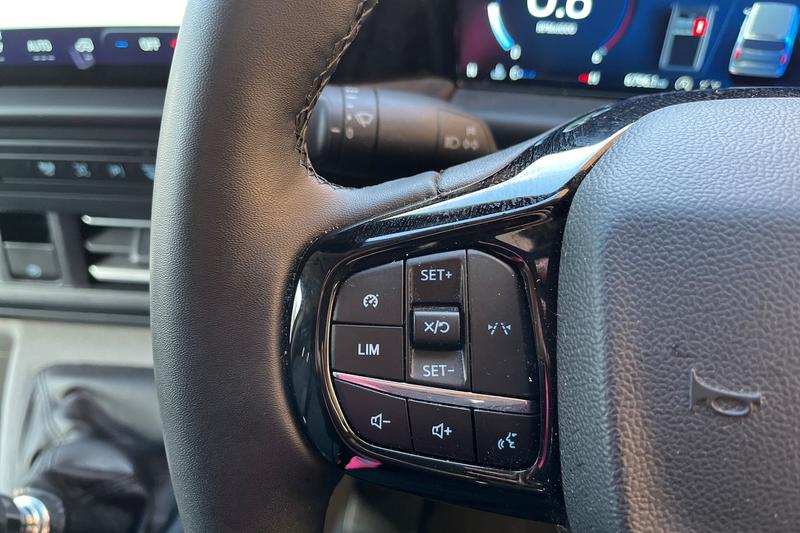 Used Ford Transit Custom 2025 for sale - 76949045: Photo 28