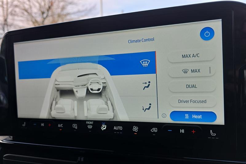 Used Ford E-Transit 2025 for sale - 76882482: Photo 39