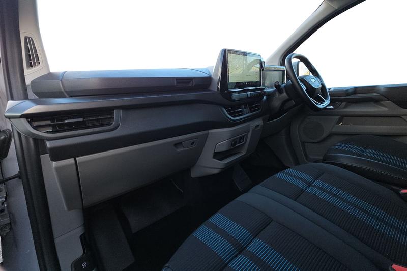 Used Ford E-Transit 2025 for sale - 76882482: Photo 4