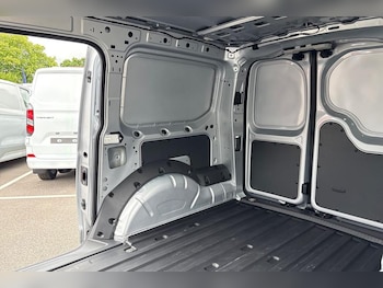 Used Ford Transit Connect 2025 for sale - 78938079: Photo