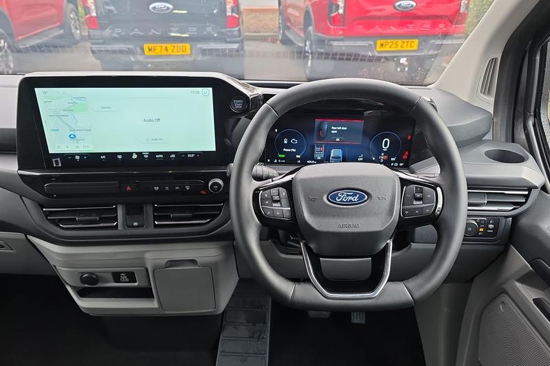 Used Ford Tourneo Custom 2025 for sale - 76631432: Photo 10