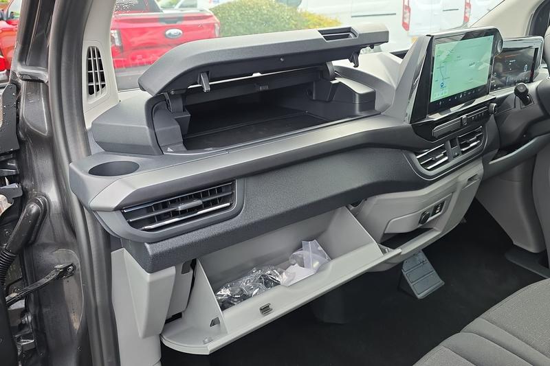 Used Ford Tourneo Custom 2025 for sale - 76631432: Photo 27