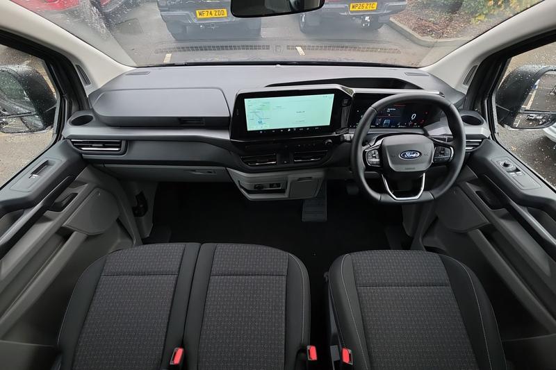 Used Ford Tourneo Custom 2025 for sale - 76631432: Photo 9