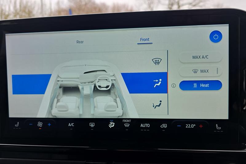 Used Ford Tourneo Custom 2025 for sale - 77848718: Photo 39