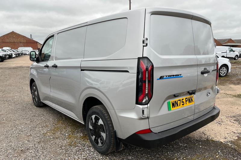 Used Ford Transit Custom 2025 for sale - 78001135: Photo 24