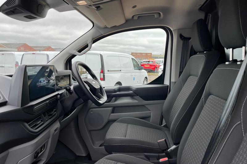 Used Ford Transit Custom 2025 for sale - 78001135: Photo 3