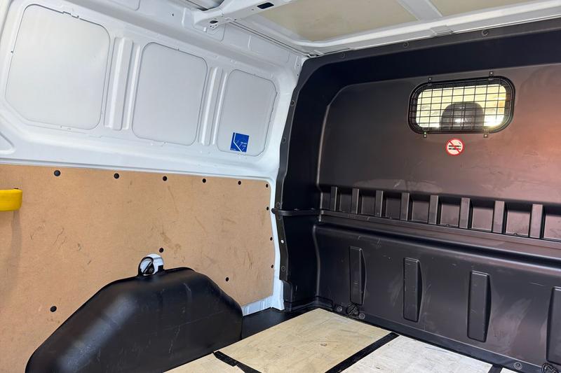 Used Ford Transit Custom 2022 for sale - 76776759: Photo 4