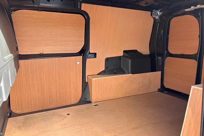 Used Ford Transit Connect 2025 for sale - 78042812: Photo 4