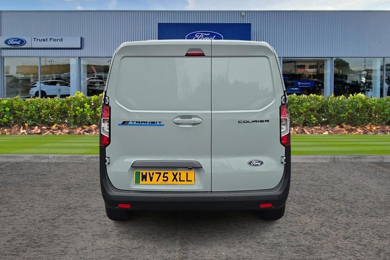 Used Ford Transit Courier 2025 for sale - 77350053: Photo 13