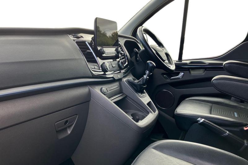 Used Ford Tourneo Custom 2021 for sale - 76338328: Photo 4