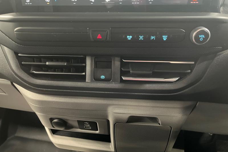 Used Ford Transit Custom 2025 for sale - 77336004: Photo 32