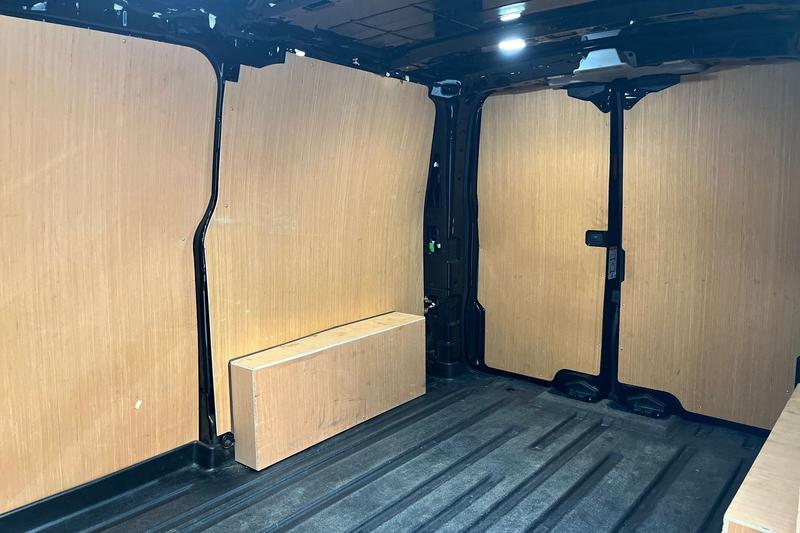 Used Ford Transit Custom 2025 for sale - 77336004: Photo 4