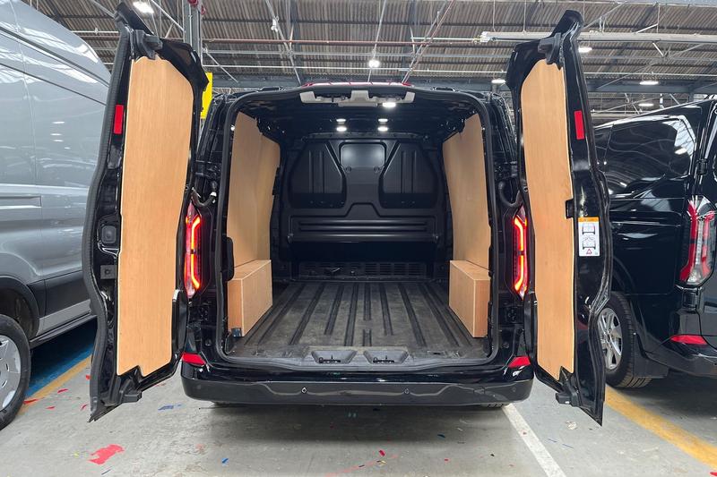Used Ford Transit Custom 2025 for sale - 77336004: Photo 6