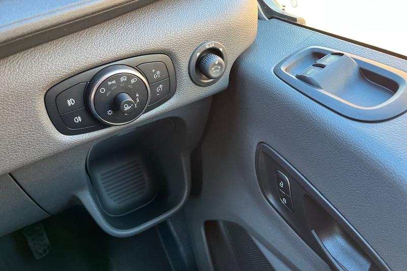 Used Ford Transit 2025 for sale - 76937172: Photo 28